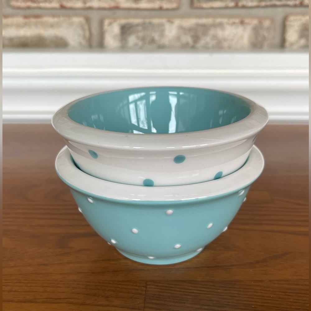 NEW, Authentic, Set of 2 Teal Polka Dotted TERRAMOTO Mini Pinch Bowls.